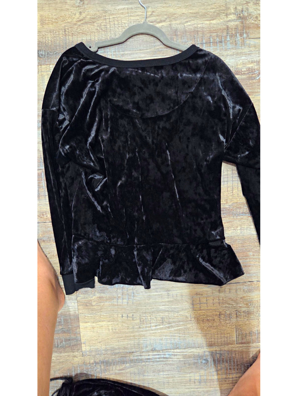 Betsey Johnson Black Velvet 2-Piece Tracksuit Set Top Med  & Pants Stretch Sz S